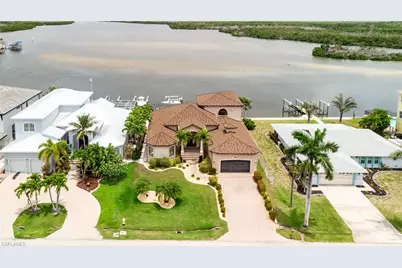 12130 Shoreview Dr, Matlacha, FL 33993 - Photo 49