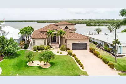 12130 Shoreview Dr, Matlacha, FL 33993 - Photo 1