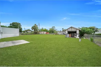 8106 Penny Dr, North Fort Myers, FL 33917 - Photo 29