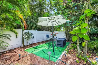 1006 SW 9th Ave, Cape Coral, FL 33991 - Photo 23