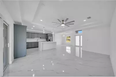 1023 Pilgrim St E, Lehigh Acres, FL 33974 - Photo 13