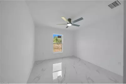 1023 Pilgrim St E, Lehigh Acres, FL 33974 - Photo 25