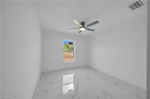 1023 Pilgrim St E, Lehigh Acres, FL 33974 - Photo 25