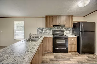 352 Sacramento St, North Fort Myers, FL 33903 - Photo 13