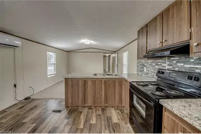 352 Sacramento St, North Fort Myers, FL 33903 - Photo 15