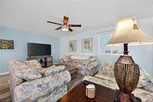 3864 Royal Palm Dr, Saint James City, FL 33956 - Photo 11