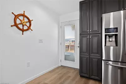 3864 Royal Palm Dr, Saint James City, FL 33956 - Photo 17
