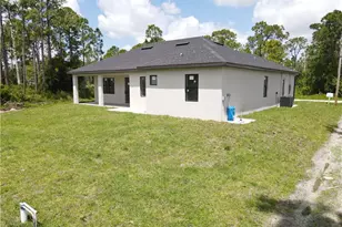718 Phelps St E, Lehigh Acres, FL 33974 - Photo 27