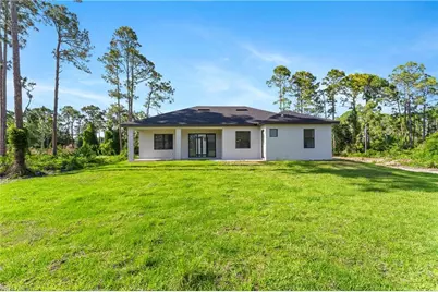 718 Phelps St E, Lehigh Acres, FL 33974 - Photo 25