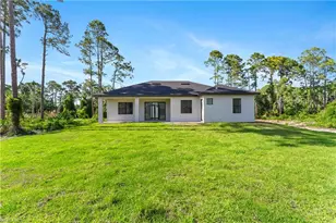 718 Phelps St E, Lehigh Acres, FL 33974 - Photo 25