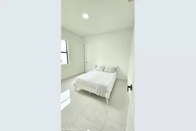 718 Phelps St E, Lehigh Acres, FL 33974 - Photo 15