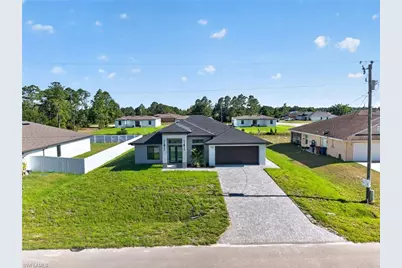 728 Brazos St E, Lehigh Acres, FL 33974 - Photo 33