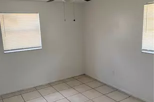 5631 Tenth Ave, Fort Myers, FL 33907 - Photo 5