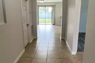 511 NE 19th Pl, Cape Coral, FL 33909 - Photo 15