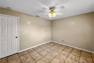 208 SE 17th St, Cape Coral, FL 33990 - Photo 21