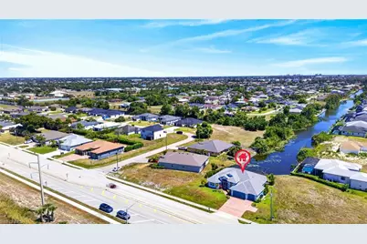 2334 SW Trafalgar Pkwy, Cape Coral, FL 33991 - Photo 35