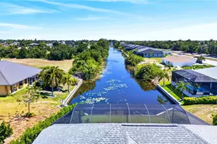 2334 SW Trafalgar Parkway, Cape Coral, FL 33991 - Photo 43