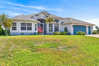 2334 SW Trafalgar Pkwy, Cape Coral, FL 33991 - Photo 3