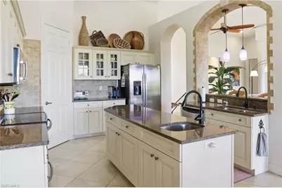 1066 Bailey Rd, Sanibel, FL 33957 - Photo 7