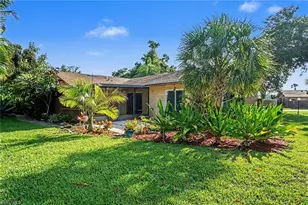 17310 Timber Oak Ln, Fort Myers, FL 33908 - Photo 3