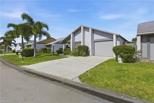 9753 Maplecrest Cir, Lehigh Acres, FL 33936 - Photo 5
