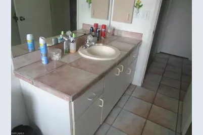 1815 NW 13th St, Cape Coral, FL 33993 - Photo 7