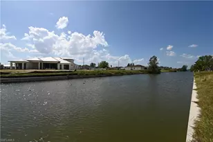 432 SW 22nd St, Cape Coral, FL 33991 - Photo 1