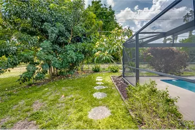 8524 Dartmouth St, Fort Myers, FL 33907 - Photo 47