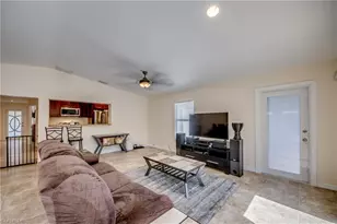 8524 Dartmouth St, Fort Myers, FL 33907 - Photo 21