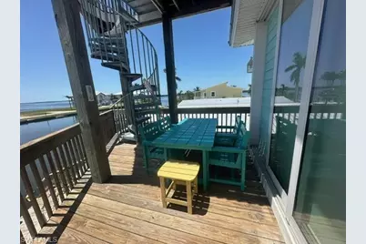 2579 Third St, Matlacha, FL 33993 - Photo 37