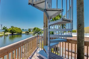 2579 Third St, Matlacha, FL 33993 - Photo 19