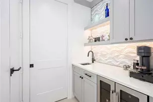 1111 Central Ave, Naples, FL 34102 - Photo 7
