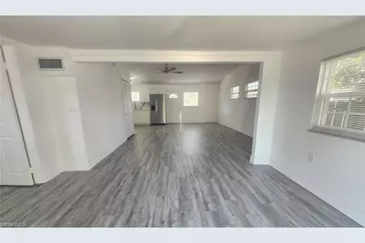 2248 Marina Park Dr, Fort Myers, FL 33905 - Photo 5