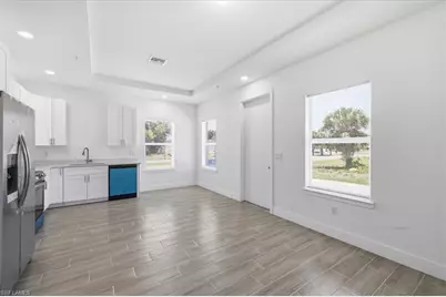 191 Rotonda Blvd W #3, Rotonda West, FL 33131 - Photo 11