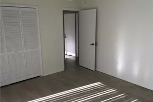 5019 SW 16th Pl, Cape Coral, FL 33914 - Photo 5