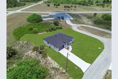 7039 Berwick Cir, Labelle, FL 33935 - Photo 47