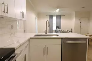 6341 Aragon Way, Fort Myers, FL 33966 - Photo 7