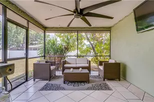 914 SE 28th Terrace, Cape Coral, FL 33904 - Photo 27