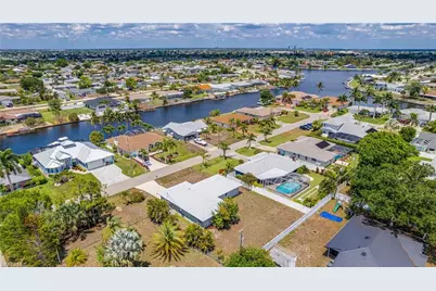 914 SE 28th Ter, Cape Coral, FL 33904 - Photo 33
