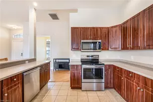 4011 SW 16th Pl, Cape Coral, FL 33914 - Photo 11