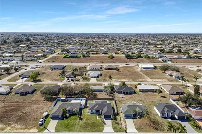 2200 NE 9th Ave, Cape Coral, FL 33909 - Photo 25