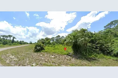 210 Fortress Pl, Labelle, FL 33935 - Photo 1