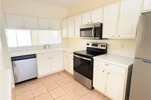 8162 Pacific Beach Dr, Fort Myers, FL 33966 - Photo 3