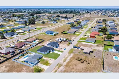 1226 NE Juanita Pl, Cape Coral, FL 33909 - Photo 39