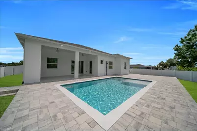 2900 41st St SW, Lehigh Acres, FL 33976 - Photo 9