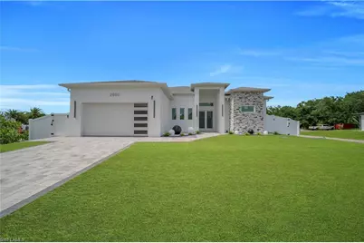 2900 41st St SW, Lehigh Acres, FL 33976 - Photo 3