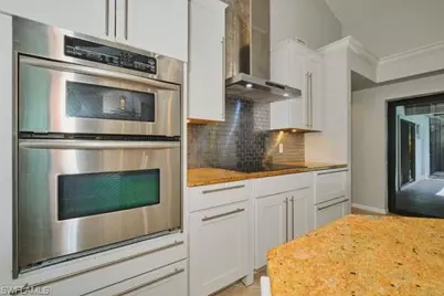 28505 Sombrero Dr, Bonita Springs, FL 34135 - Photo 17