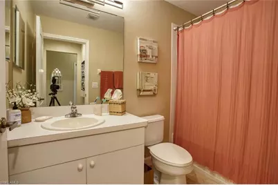 8076 Queen Palm Ln #416, Fort Myers, FL 33966 - Photo 9
