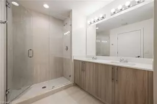 15901 Royal Pointe Ln, Fort Myers, FL 33908 - Photo 23