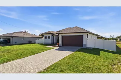 1442 NE 33rd Ln, Cape Coral, FL 33909 - Photo 3